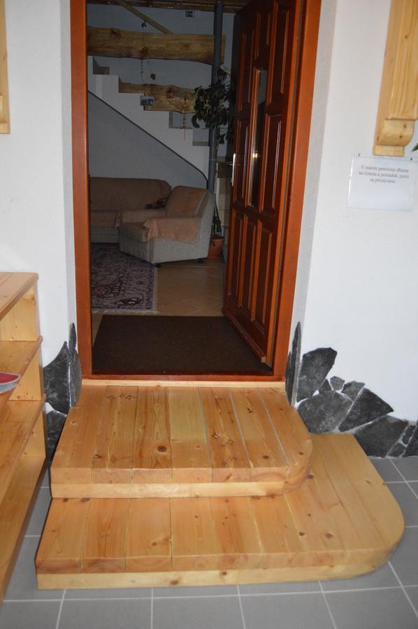 Ubytovanie Sokolica Cerveny Klastor Luaran gambar